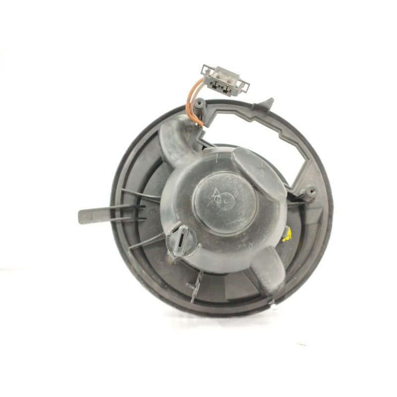 MOTOR CALEFACCION SOPORTE DAÑADO