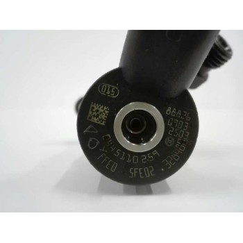 Recambio de inyector para ford focus berlina (cap) 1.6 tdci cat referencia OEM IAM 0445110259  