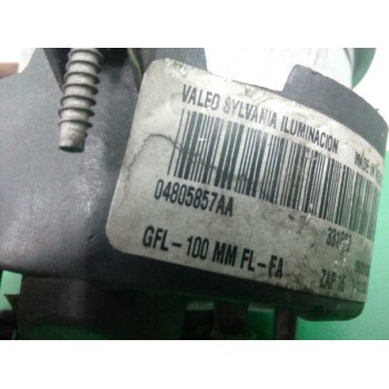 Recambio de faro antiniebla izquierdo para chrysler voyager (rg) 2.8 crd grand voyager limited referencia OEM IAM 04805857AA  
