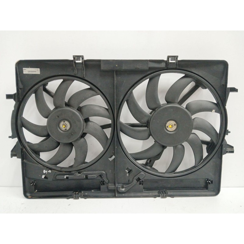 Recambio de electroventilador para audi a4 b8 (8k2) 2.0 tdi referencia OEM IAM 8K0121003M  993328L