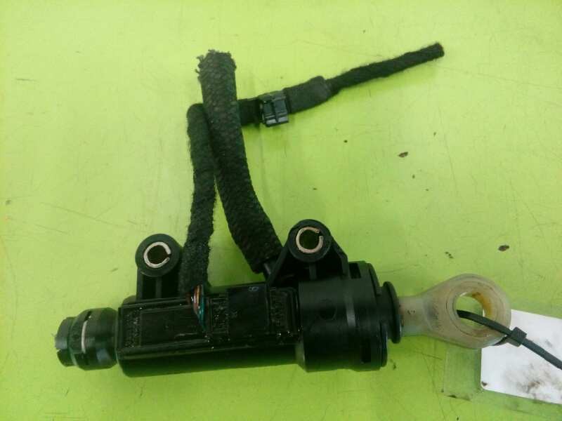 Recambio de bomba embrague para bmw serie 3 berlina (e90) 320d referencia OEM IAM 21526759822  