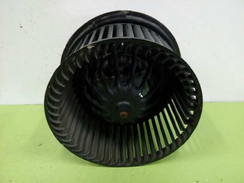 Recambio de motor calefaccion para citroën c3 1.4 sx plus referencia OEM IAM F665878C  