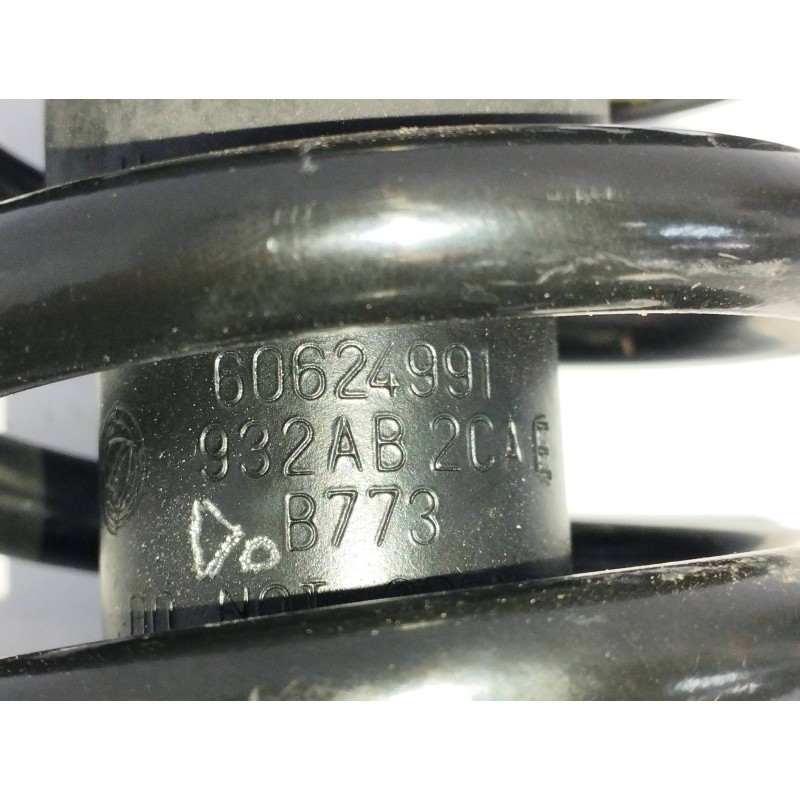 AMORTIGUADOR DELANTERO IZQUIERDO