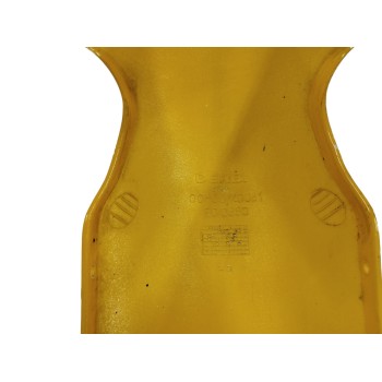 Recambio de guardabarros delantero para derbi gpr racing 50 racing referencia OEM IAM 00H00720021 OBSERVAR FOTO 