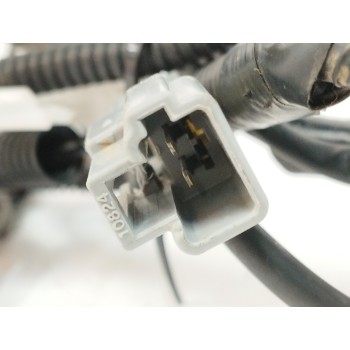 Recambio de enganche cinturon izquierdo para toyota auris 2.2 d-cat referencia OEM IAM G3729 DELANTERO 