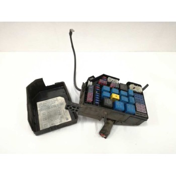 Recambio de caja reles / fusibles para hyundai tucson (jm) 2.0 referencia OEM IAM 912382E130  