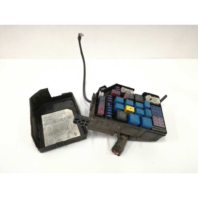 Recambio de caja reles / fusibles para hyundai tucson (jm) 2.0 referencia OEM IAM 912382E130  