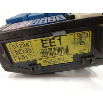 Recambio de caja reles / fusibles para hyundai tucson (jm) 2.0 referencia OEM IAM 912382E130  