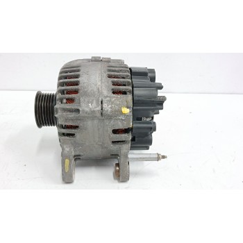 Recambio de alternador para volkswagen golf v (1k1) 1.6 fsi referencia OEM IAM 03C903023B  TG11C015