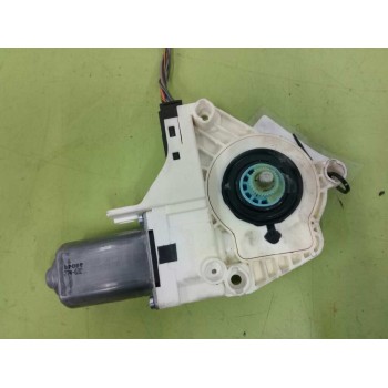 Recambio de motor elevalunas trasero izquierdo para land rover discovery 4 tdv6 se referencia OEM IAM AH2214B555AA 917224100 