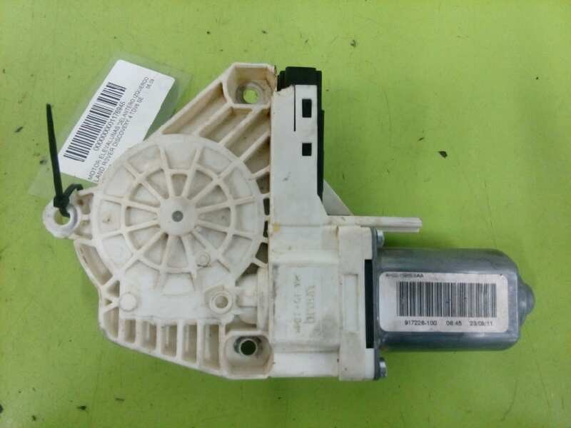 Recambio de motor elevalunas delantero izquierdo para land rover discovery 4 tdv6 se referencia OEM IAM AH2214B553AA 917226100 Recambio de motor elevalunas delantero izquierdo para land rover discovery 4 tdv6 se referencia OEM IAM AH2214B553AA 917226100