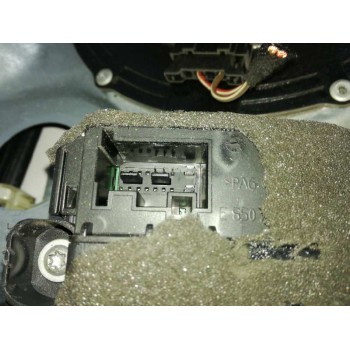 Recambio de elevalunas delantero derecho para volkswagen t5 transporter (7e) 2.0 tdi referencia OEM IAM FUNDA 7E1837730M 