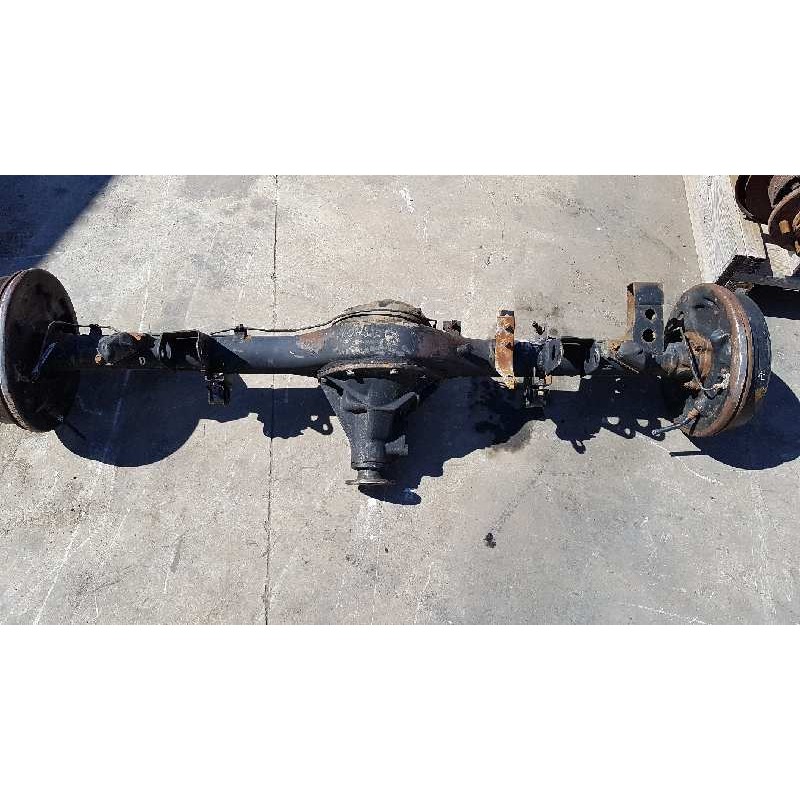 Recambio de puente trasero para hyundai h 1 h 1 combi con quinta puerta referencia OEM IAM   