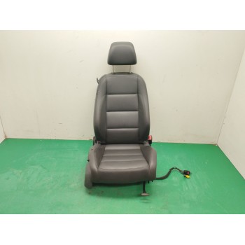 ASIENTO DELANTERO DERECHO 