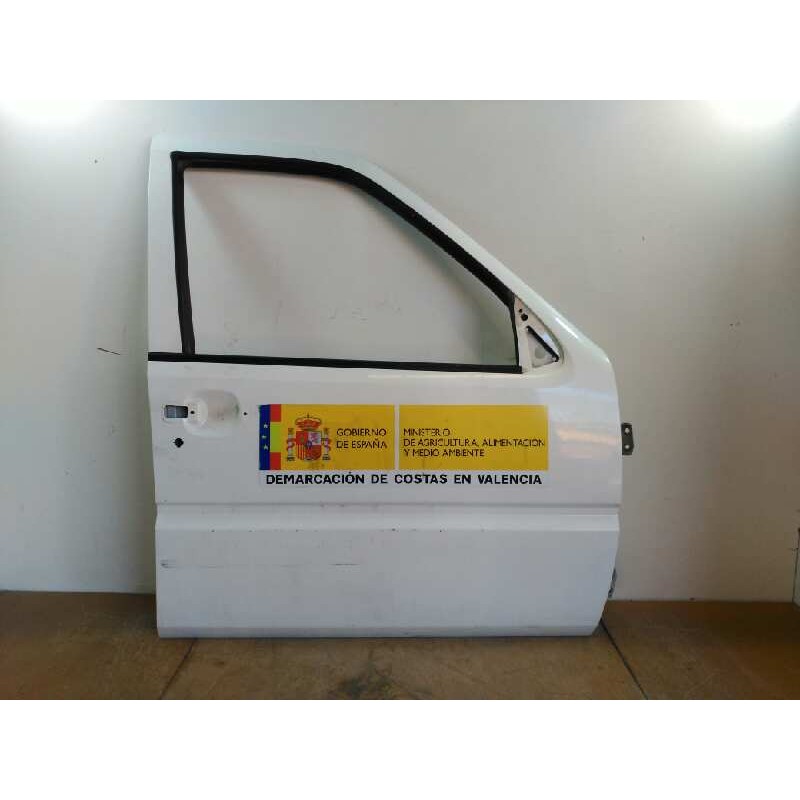 Recambio de puerta delantera derecha para nissan terrano/terrano.ii (r20) comfort referencia OEM IAM   