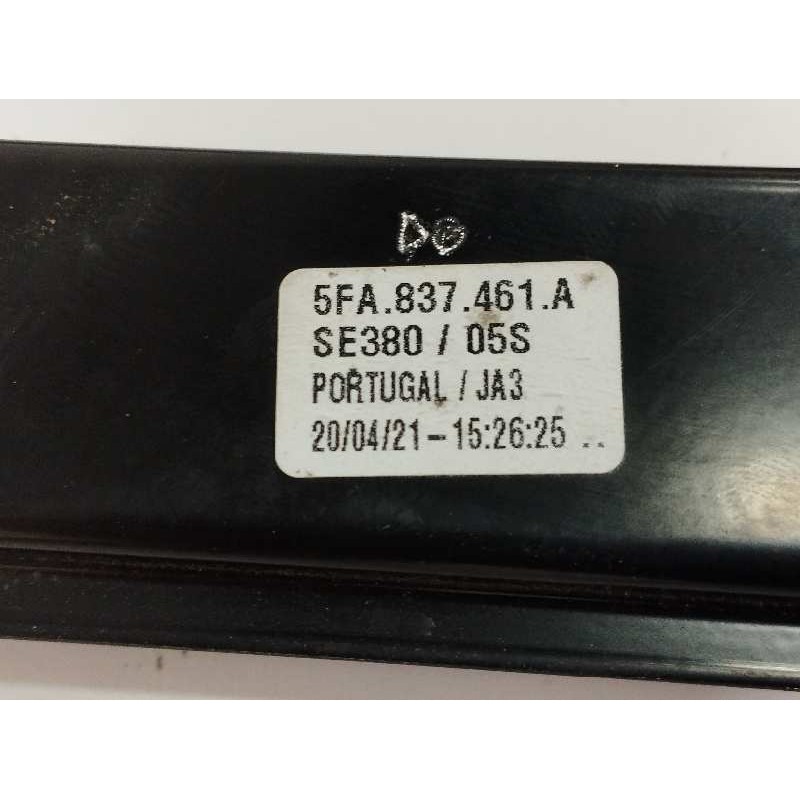 ELEVALUNAS DELANTERO IZQUIERDO 5Q0959801C