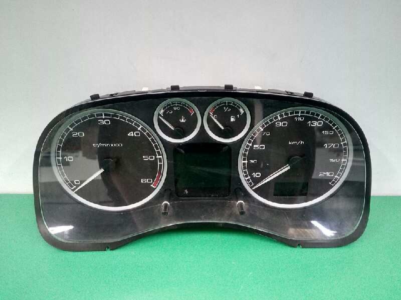 Recambio de cuadro instrumentos para peugeot 307 (s1) xr clim referencia OEM IAM 9646742480  