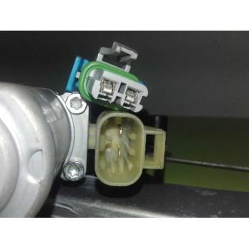 Recambio de elevalunas trasero izquierdo para chevrolet orlando lt+ referencia OEM IAM   