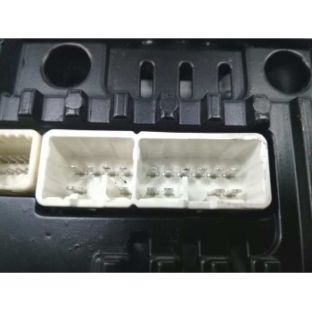 Recambio de sistema audio / radio cd para toyota yaris (ksp9/scp9/nlp9) básico referencia OEM IAM 861200D200 1220007110B101 