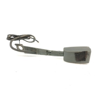 Recambio de enganche cinturon derecho para toyota auris 2.2 d-cat referencia OEM IAM G23729 DELANTERO 