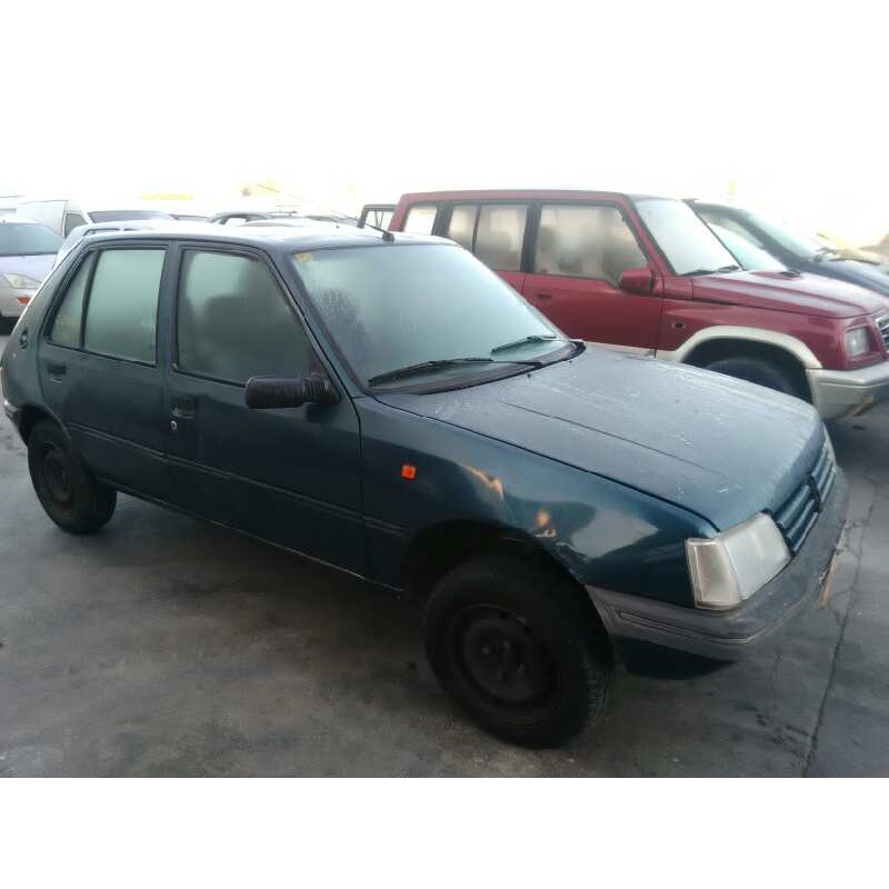 peugeot 205 berlina del año 1997