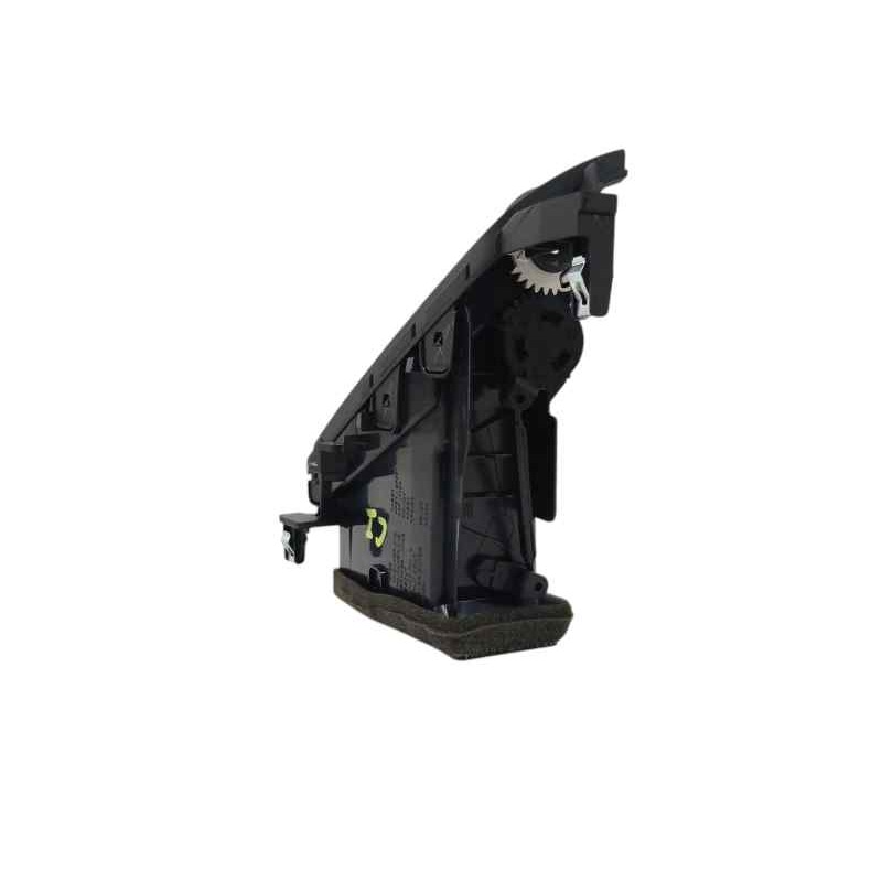 REJILLA AIREADORA CENTRAL IZQUIERDA