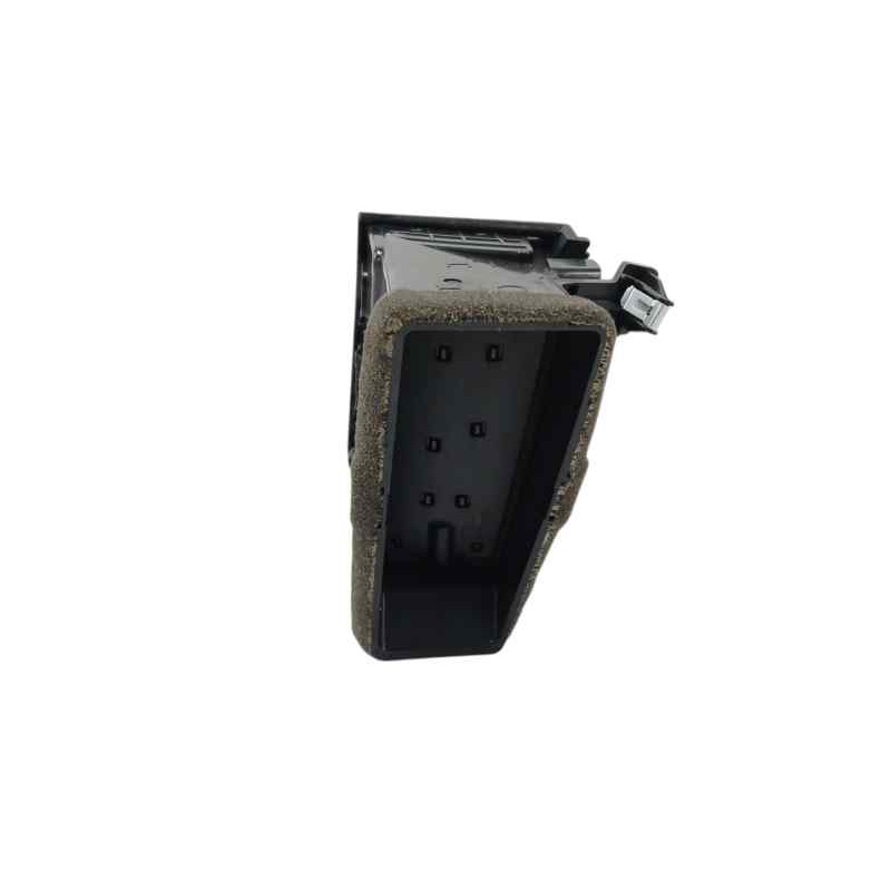 REJILLA AIREADORA CENTRAL IZQUIERDA