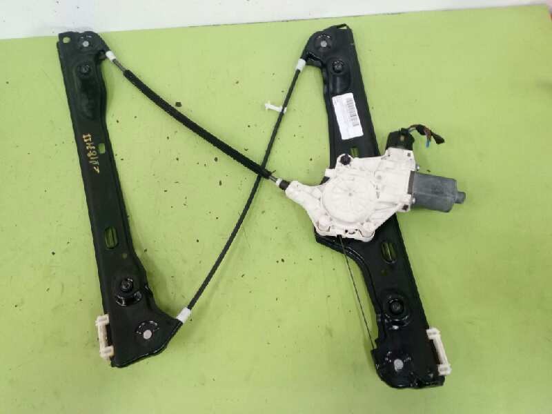 Recambio de elevalunas delantero izquierdo para bmw serie 3 touring (e91) 320d referencia OEM IAM FUNDA 7140587E CARIBE FUNDA