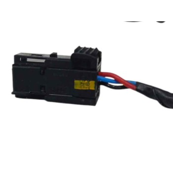 Recambio de piloto trasero izquierdo interior para peugeot 308 ii (lb_, lp_, lw_, lh_, l3_) 1.6 hdi 100 referencia OEM IAM 96778