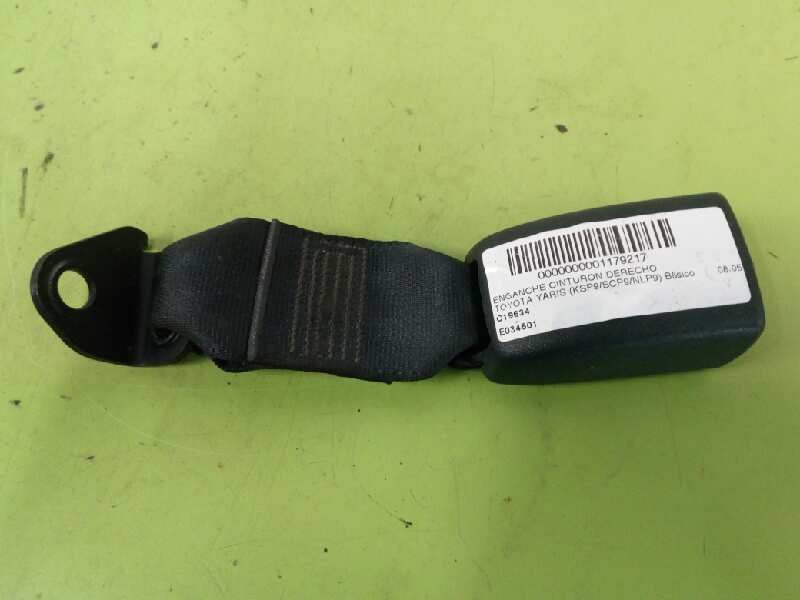 Recambio de enganche cinturon izquierdo para toyota yaris (ksp9/scp9/nlp9) básico referencia OEM IAM E034601 TRASERO 
