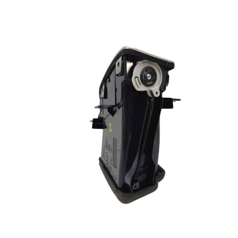 REJILLA AIREADORA DELANTERA IZQUIERDA