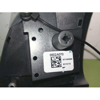 Recambio de mando volante para mitsubishi asx (ga0w) motion 2wd referencia OEM IAM 8602A070 LADO DERECHO 