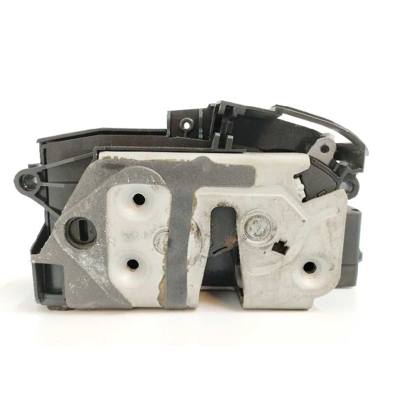 CERRADURA PUERTA LATERAL DERECHA