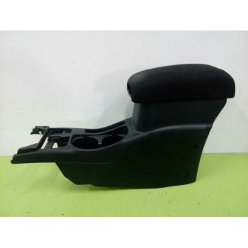 Recambio de apoyabrazos central para mitsubishi asx (ga0w) motion 2wd referencia OEM IAM 8011A083  