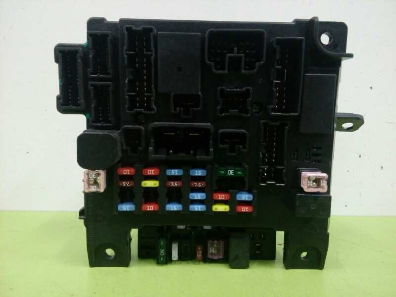 Recambio de caja reles / fusibles para mitsubishi asx (ga0w) motion 2wd referencia OEM IAM 8637A645  