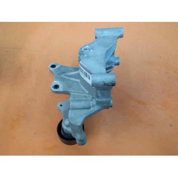 Recambio de soporte alternador para hyundai tucson (jm) 2.0 crdi a las 4 ruedas referencia OEM IAM 2528527000  