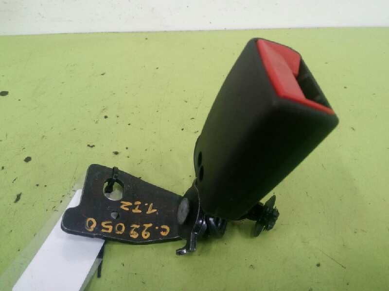 Recambio de enganche cinturon izquierdo para peugeot 308 gti referencia OEM IAM 98063976XX TRASERO 