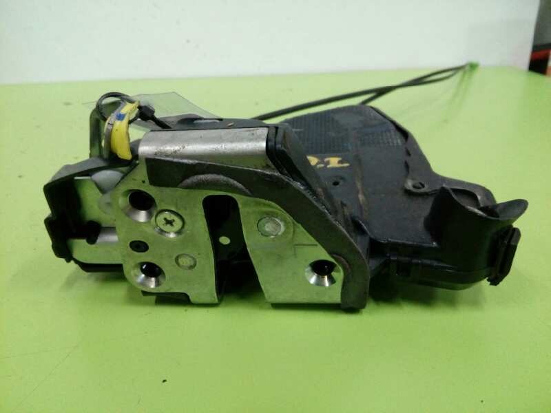Recambio de cerradura puerta delantera izquierda para toyota auris active referencia OEM IAM Recambio de cerradura puerta delantera izquierda para toyota auris active referencia OEM IAM