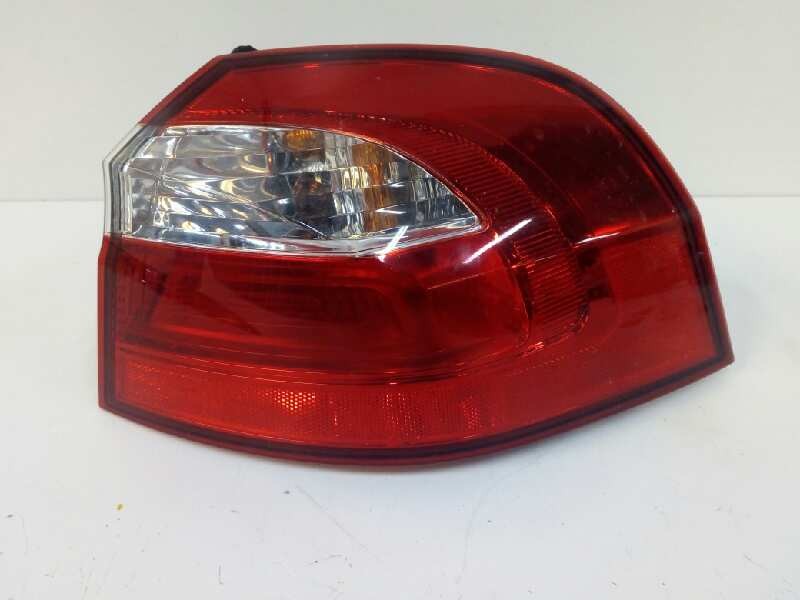 Recambio de piloto trasero derecho para kia rio 1.1 crdi cat referencia OEM IAM 924021W2 Recambio de piloto trasero derecho para kia rio 1.1 crdi cat referencia OEM IAM 924021W2