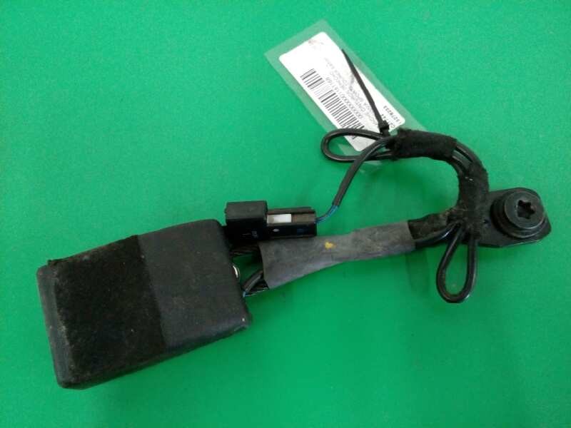 Recambio de enganche cinturon derecho para opel insignia sports tourer edition referencia OEM IAM 13278233 DELANTERO 