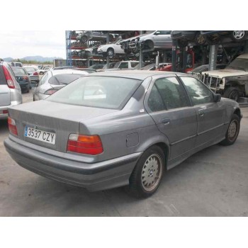 bmw serie 3 berlina (e36) del año 2004