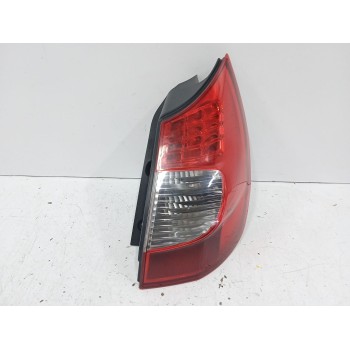 Recambio de piloto trasero derecho para renault scenic ii 1.6 16v referencia OEM IAM 8200474327  