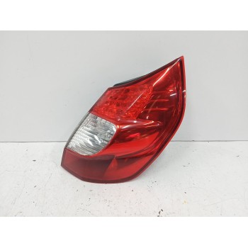 Recambio de piloto trasero derecho para renault scenic ii 1.6 16v referencia OEM IAM 8200474327  