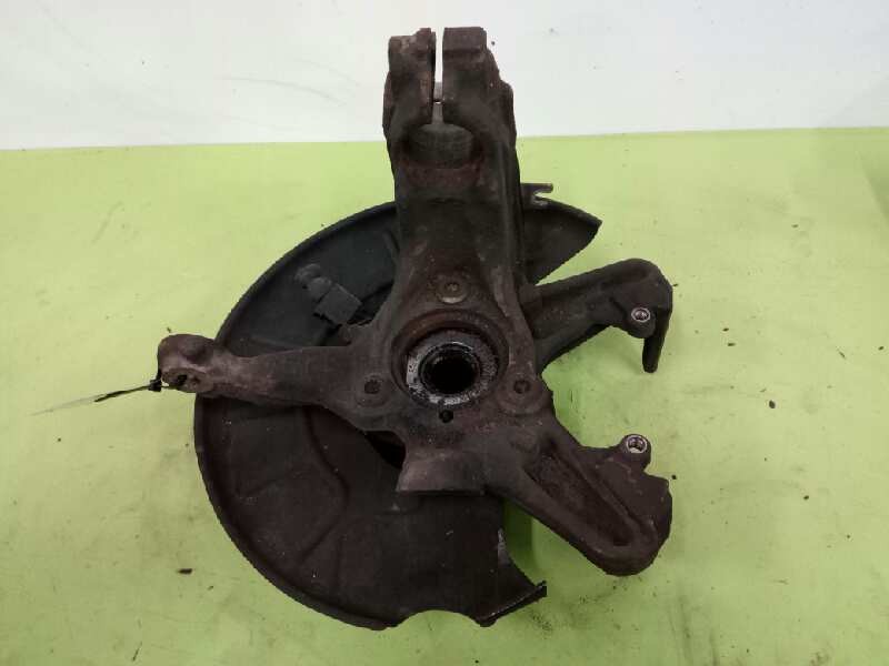 Recambio de mangueta delantera izquierda para volkswagen golf v berlina (1k1) trendline referencia OEM IAM 1K0255DE  