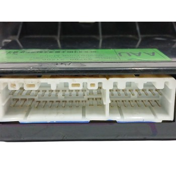 Recambio de mando climatizador para ssangyong rodius ii 2.2 xdi referencia OEM IAM 6870021200  