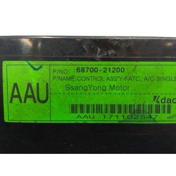 Recambio de mando climatizador para ssangyong rodius ii 2.2 xdi referencia OEM IAM 6870021200  