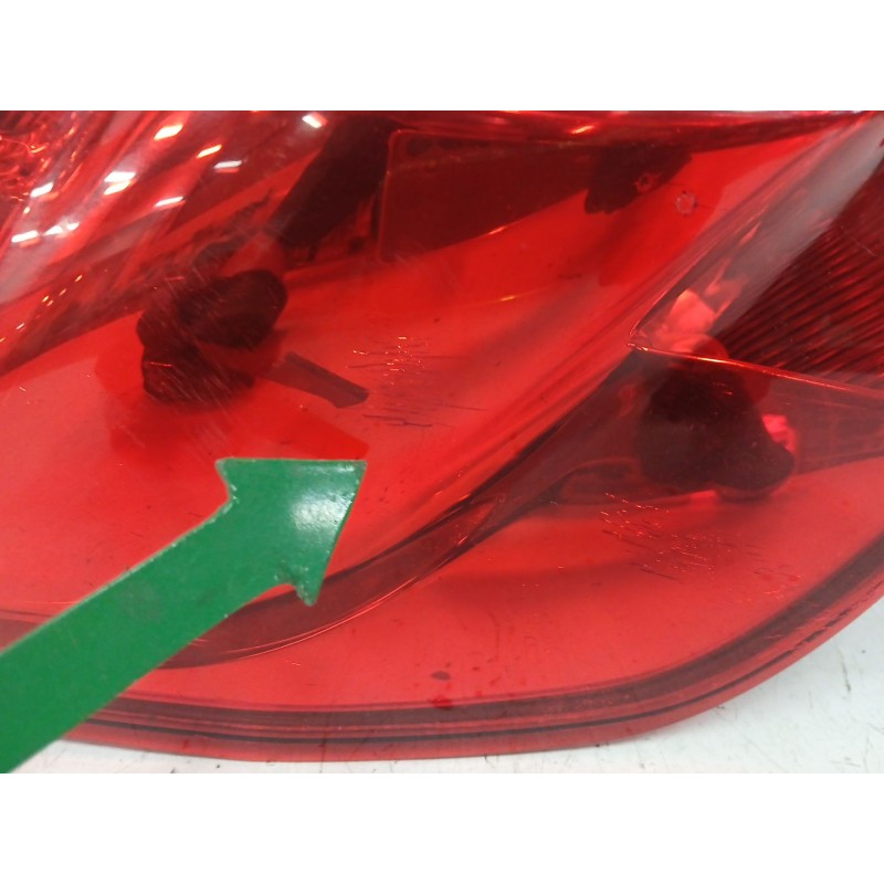 PILOTO TRASERO IZQUIERDO