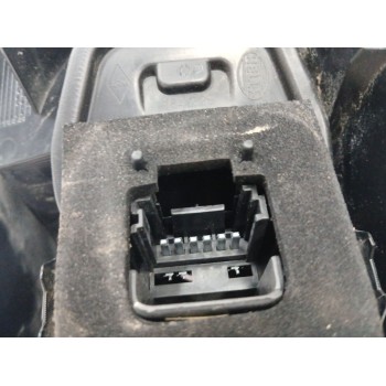 Recambio de piloto trasero izquierdo para renault scenic ii 1.6 16v referencia OEM IAM 8200474328  