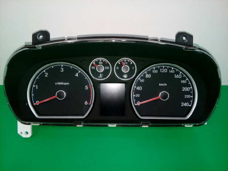 Recambio de cuadro instrumentos para hyundai i30cw comfort referencia OEM IAM 940332R220 11001765811U 