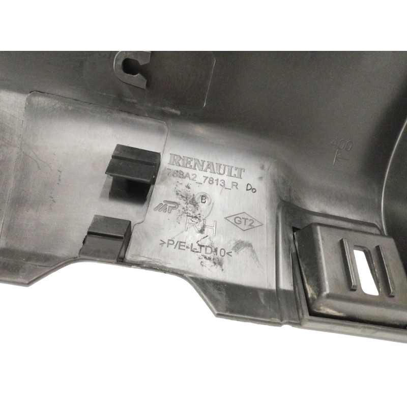 ALETIN TRASERO DERECHO PARTE FRONTAL